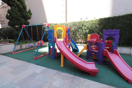 Apartamento para alugar com 127m², 3 quartos e 2 vagasÁrea comum - Playground