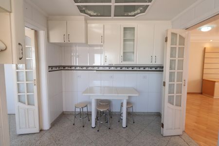Apartamento para alugar com 127m², 3 quartos e 2 vagasCozinha