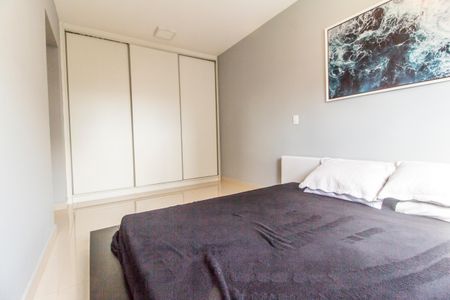 Apartamento à venda com 98m², 3 quartos e 3 vagasSuíte 1