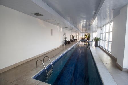 Apartamento à venda com 98m², 3 quartos e 3 vagasPiscina