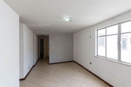 Apartamento à venda com 95m², 2 quartos e 1 vagaSala
