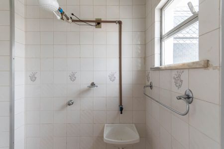 Apartamento à venda com 95m², 2 quartos e 1 vagaBanheiro de serviço