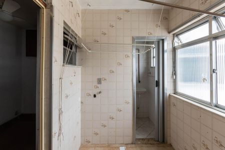 Apartamento à venda com 95m², 2 quartos e 1 vagaÁrea de Serviço