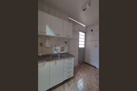 Casa para alugar com 48m², 1 quarto e sem vaga Casa para alugar com 48m², 1 quarto e sem vagaCozinha