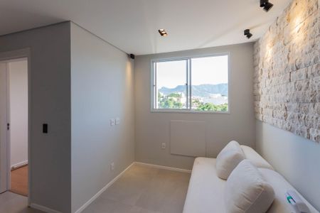 Apartamento à venda com 43m², 2 quartos e 1 vagaSala