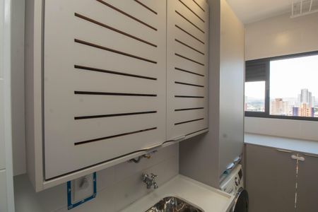 Apartamento à venda com 63m², 2 quartos e 1 vagaÁrea de Serviço