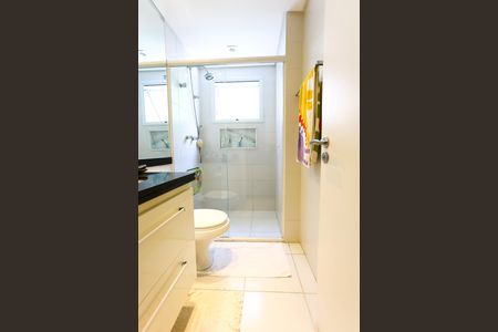 Apartamento à venda com 163m², 3 quartos e 4 vagas Apartamento à venda com 163m², 3 quartos e 4 vagasBanheiro da Suíte 2