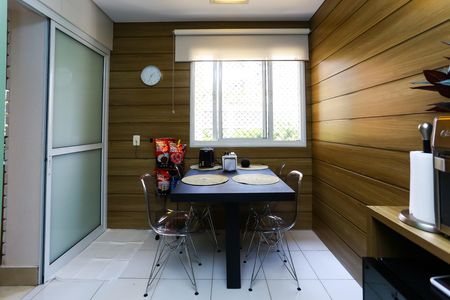 Apartamento à venda com 163m², 3 quartos e 4 vagas Apartamento à venda com 163m², 3 quartos e 4 vagascozinha