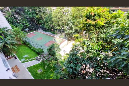 Apartamento à venda com 163m², 3 quartos e 4 vagas Apartamento à venda com 163m², 3 quartos e 4 vagasQuadra Esportiva