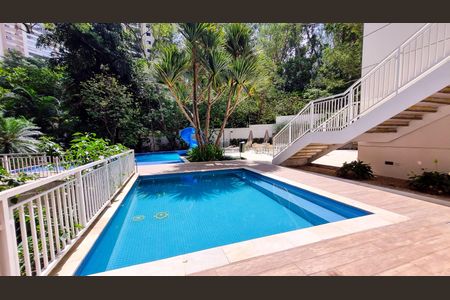 Apartamento à venda com 163m², 3 quartos e 4 vagas Apartamento à venda com 163m², 3 quartos e 4 vagasÁrea comum - Piscina
