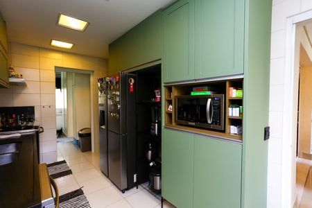 Apartamento à venda com 163m², 3 quartos e 4 vagas Apartamento à venda com 163m², 3 quartos e 4 vagascozinha