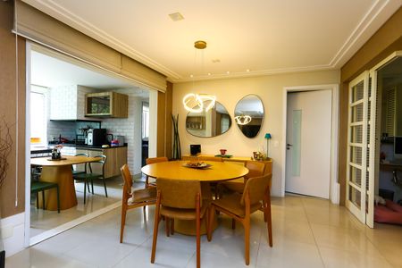 Apartamento à venda com 163m², 3 quartos e 4 vagas Apartamento à venda com 163m², 3 quartos e 4 vagasSala