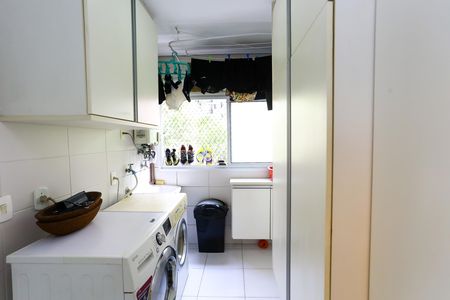 Apartamento à venda com 163m², 3 quartos e 4 vagas Apartamento à venda com 163m², 3 quartos e 4 vagasÁrea de Serviço