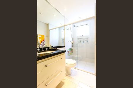 Apartamento à venda com 163m², 3 quartos e 4 vagas Apartamento à venda com 163m², 3 quartos e 4 vagasBanheiro da Suíte 2