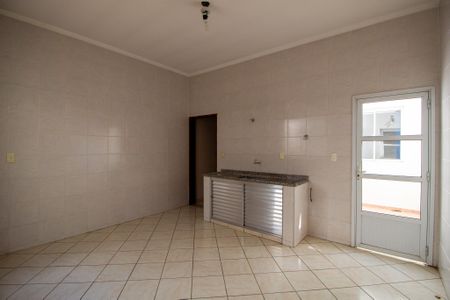 Apartamento para alugar com 200m², 3 quartos e sem vaga Apartamento para alugar com 200m², 3 quartos e sem vagaCozinha