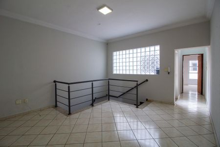 Apartamento para alugar com 200m², 3 quartos e sem vaga Apartamento para alugar com 200m², 3 quartos e sem vagaSala