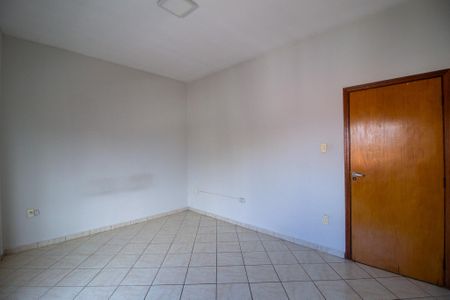 Apartamento para alugar com 200m², 3 quartos e sem vaga Apartamento para alugar com 200m², 3 quartos e sem vagaQuarto 1
