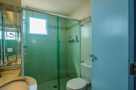 Apartamento à venda com 137m², 3 quartos e 3 vagasBanheiro da Suíte 2