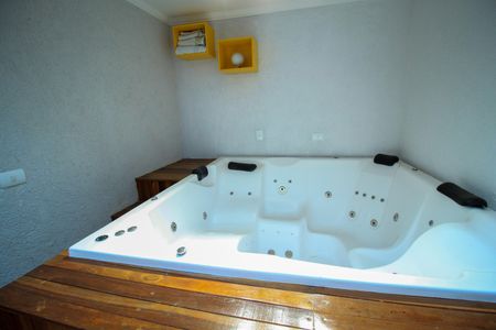 Casa de condomínio à venda com 392m², 4 quartos e 6 vagasÁrea Externa