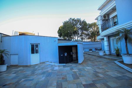 Casa de condomínio à venda com 392m², 4 quartos e 6 vagasÁrea Externa