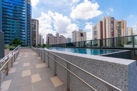 Studio para alugar com 20m², 1 quarto e sem vaga Studio para alugar com 20m², 1 quarto e sem vagaÁrea comum - Piscina