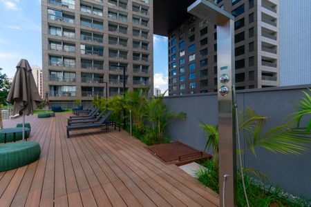 Studio para alugar com 20m², 1 quarto e sem vaga Studio para alugar com 20m², 1 quarto e sem vagaÁrea comum - Piscina