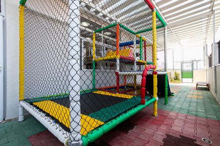 Apartamento à venda com 72m², 2 quartos e 1 vagaÁrea comum - Playground