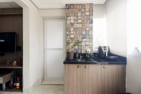 Apartamento para alugar com 64m², 2 quartos e 1 vagaVaranda