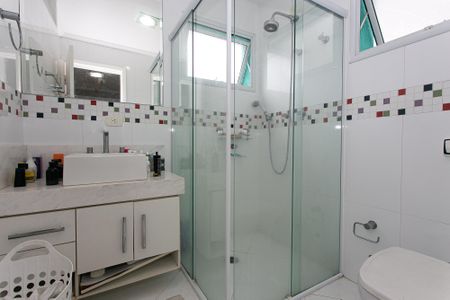 Casa para alugar com 400m², 3 quartos e 4 vagas Casa para alugar com 400m², 3 quartos e 4 vagasBanheiro da Suíte 2