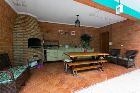 Casa para alugar com 400m², 3 quartos e 4 vagas Casa para alugar com 400m², 3 quartos e 4 vagasEspaço Gourmet