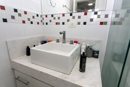 Casa para alugar com 400m², 3 quartos e 4 vagas Casa para alugar com 400m², 3 quartos e 4 vagasBanheiro da Suíte 2