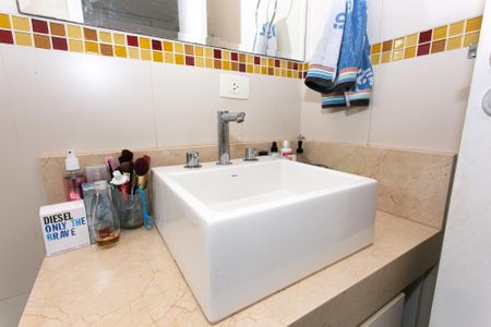 Casa para alugar com 400m², 3 quartos e 4 vagas Casa para alugar com 400m², 3 quartos e 4 vagasBanheiro da Suíte 1