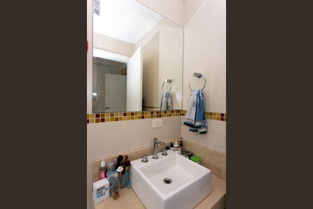 Casa para alugar com 400m², 3 quartos e 4 vagas Casa para alugar com 400m², 3 quartos e 4 vagasBanheiro da Suíte 1