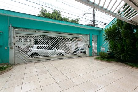 Casa para alugar com 400m², 3 quartos e 4 vagas Casa para alugar com 400m², 3 quartos e 4 vagasGaragem