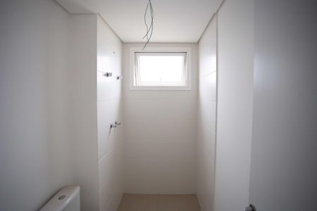 Apartamento à venda com 130m², 3 quartos e 3 vagasBanheiro da Suíte 1