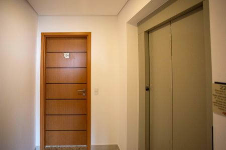 Apartamento à venda com 130m², 3 quartos e 3 vagasHall de entrada