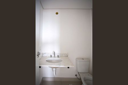 Apartamento à venda com 130m², 3 quartos e 3 vagasBanheiro da Suíte 3