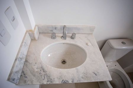 Apartamento à venda com 130m², 3 quartos e 3 vagasBanheiro da Suíte 1