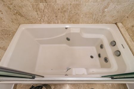 Apartamento para alugar com 192m², 4 quartos e 2 vagasBanheiro da Suíte 2