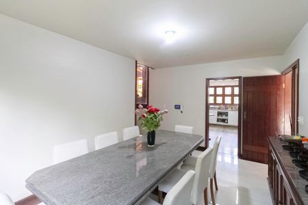 Casa para alugar com 2700m², 4 quartos e 16 vagas Casa para alugar com 2700m², 4 quartos e 16 vagasCopa