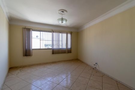 Apartamento à venda com 101m², 2 quartos e 1 vaga Apartamento à venda com 101m², 2 quartos e 1 vagaSala