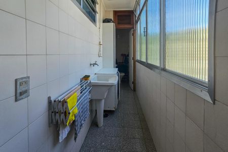 Apartamento para alugar com 102m², 3 quartos e 1 vagaÁrea de serviço 