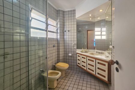 Apartamento para alugar com 102m², 3 quartos e 1 vagaBanheiro da Suíte 