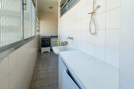 Apartamento para alugar com 102m², 3 quartos e 1 vagaÁrea de serviço 