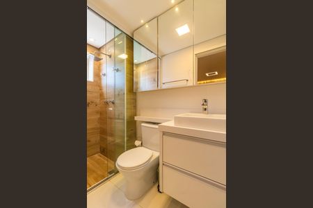 Apartamento à venda com 67m², 2 quartos e 2 vagasBanheiro da Suíte