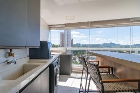 Apartamento à venda com 67m², 2 quartos e 2 vagasÁrea de Serviço/Varanda