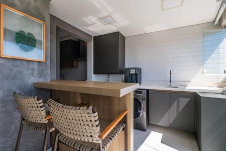 Apartamento à venda com 67m², 2 quartos e 2 vagasÁrea de Serviço/Varanda