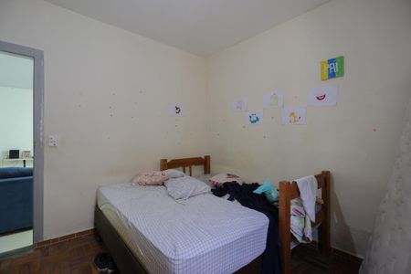 Casa à venda com 868m², 4 quartos e 5 vagasCasa 3 - Quarto