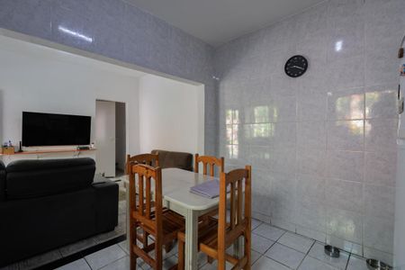 Casa à venda com 868m², 4 quartos e 5 vagasCasa 2 - Cozinha
