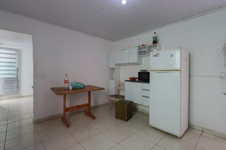 Casa à venda com 868m², 4 quartos e 5 vagasCasa 3 - Cozinha